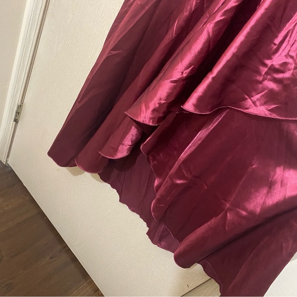 ☀️ Elegant Ruffle V Neck Dress - SHEIN - Size XS - Picture 6 of 8